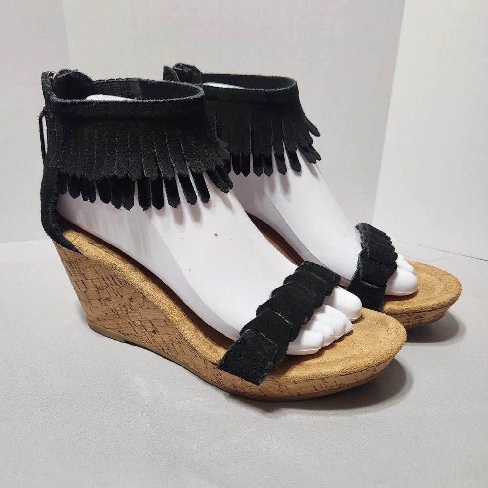 Minnetonka Fringe Wedge Sandal Womens Sz 8 Black Leather Ankle Strap Boho Wester
